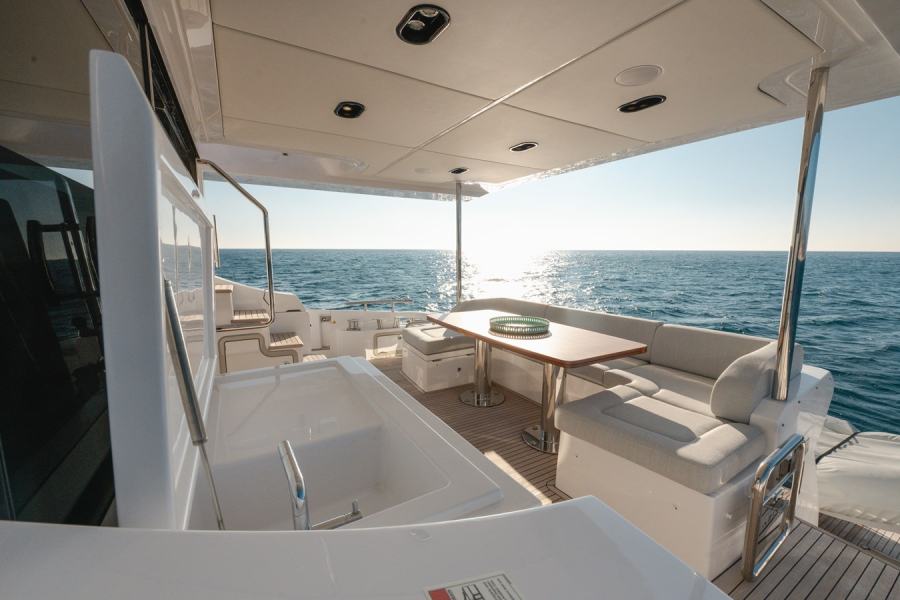 Azimut Fly 72 (22.64 m, 2023) in vendita in Grecia (9)