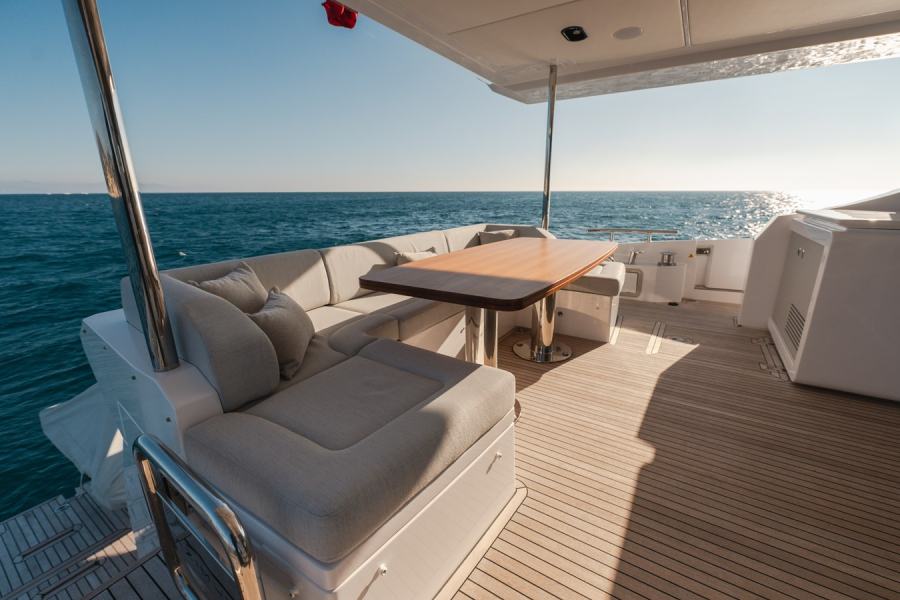 Azimut Fly 72 (22.64 m, 2023) in vendita in Grecia (10)
