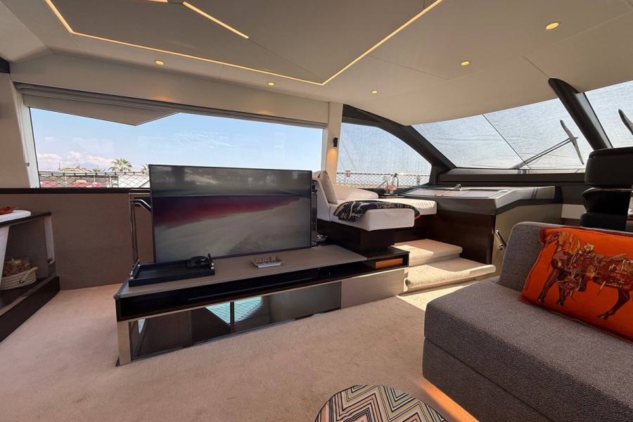 Sunseeker Manhattan 68 (21.1 m, 2020) for Sale in Turkey (9)