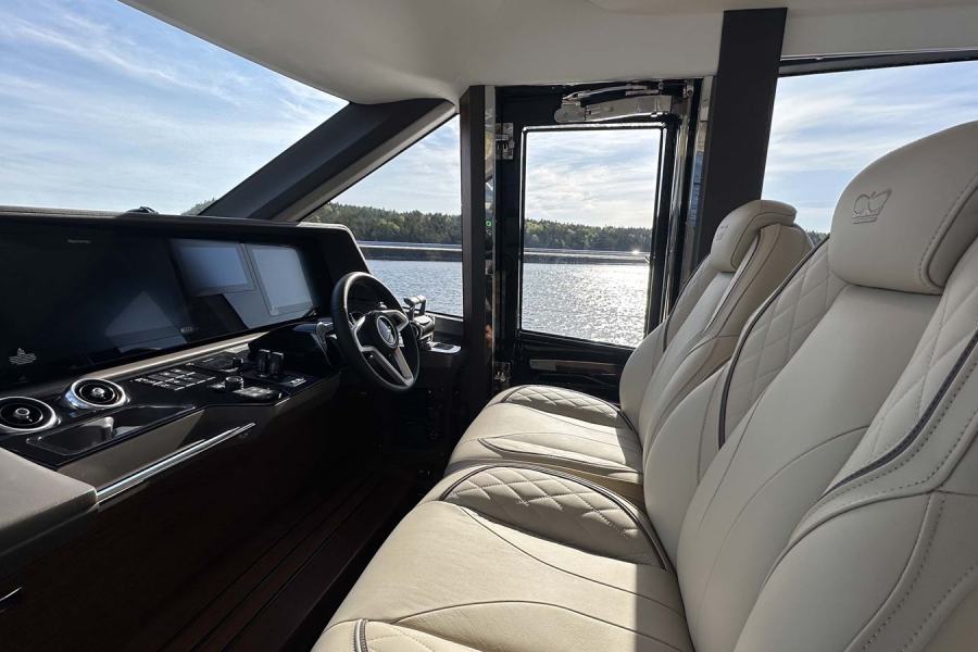 Princess F65 (20.29 m, 2023) for Sale in Sweden (9)