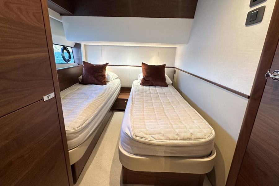 Princess F65 (20.29 m, 2023) for Sale in Sweden (16)