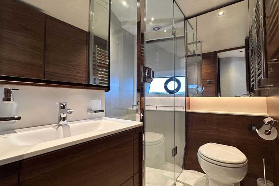 Princess F65 (20.29 m, 2023) for Sale in Sweden (17)