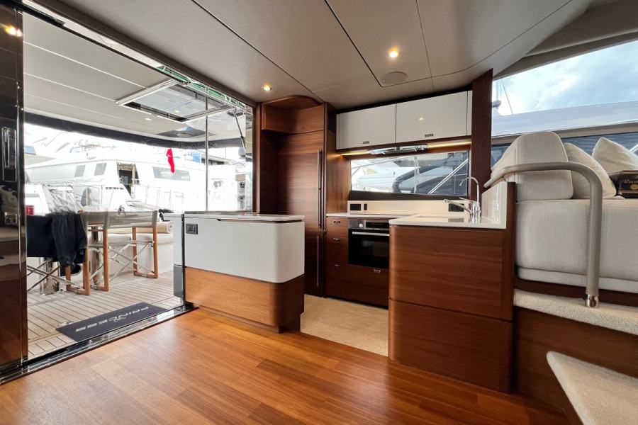 Princess F55 (17.68 m, 2021) for Sale in Turkey (9)