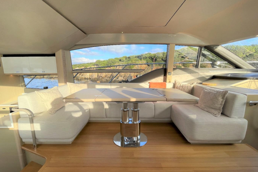 Princess F55 (17.6 m, 2019) for Sale in Croatia (9)