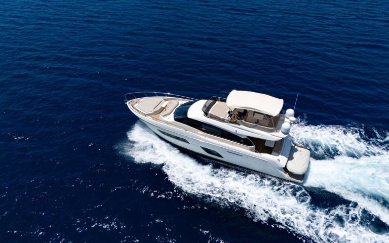 Ferretti 550 (17.42 m, 2021) for Sale in Turkey (3)