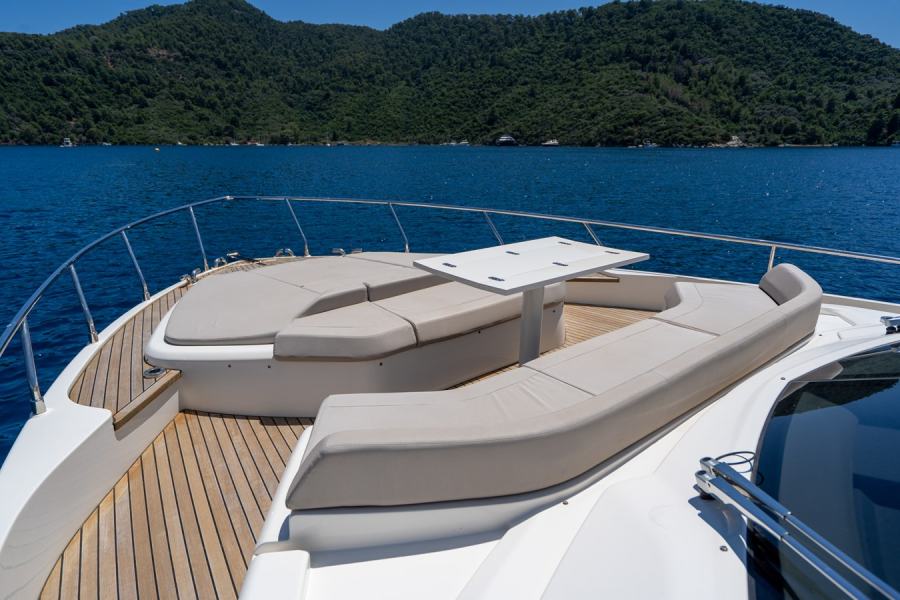 Ferretti 550 (17.42 m, 2021) for Sale in Turkey (15)