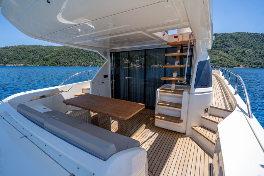 Ferretti 550 (17.42 m, 2021) for Sale in Turkey (17)
