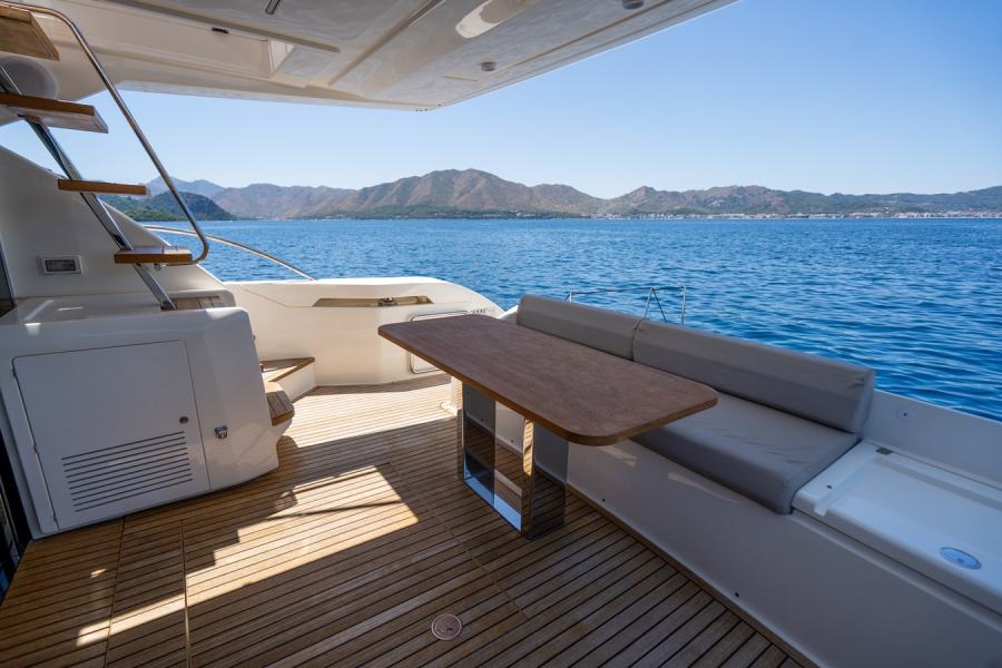 Ferretti 550 (17.42 m, 2021) for Sale in Turkey (19)