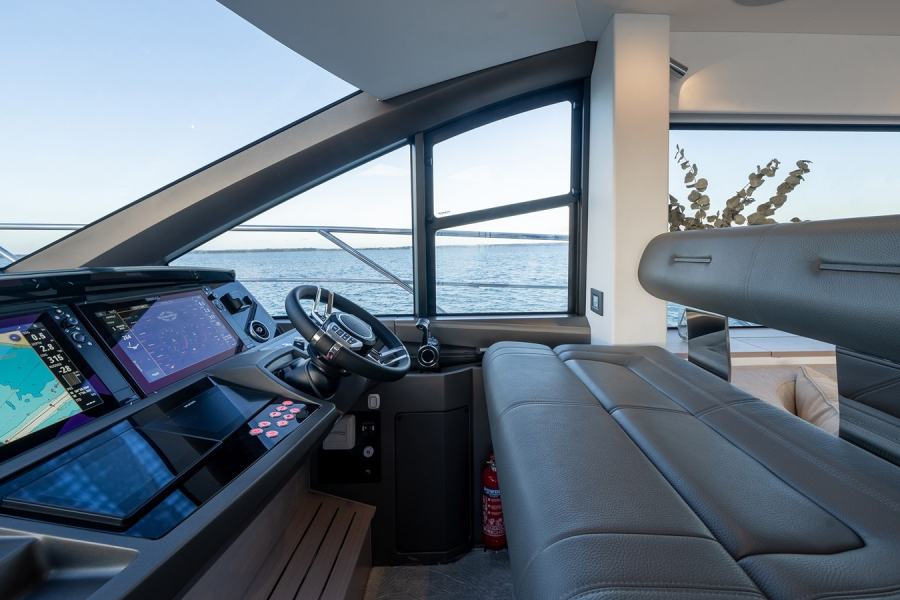 Sunseeker Manhattan 56 (17.21 m, 2026) for Sale in Latvia (6)
