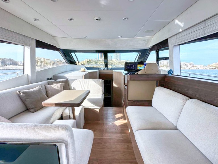 Ferretti 500