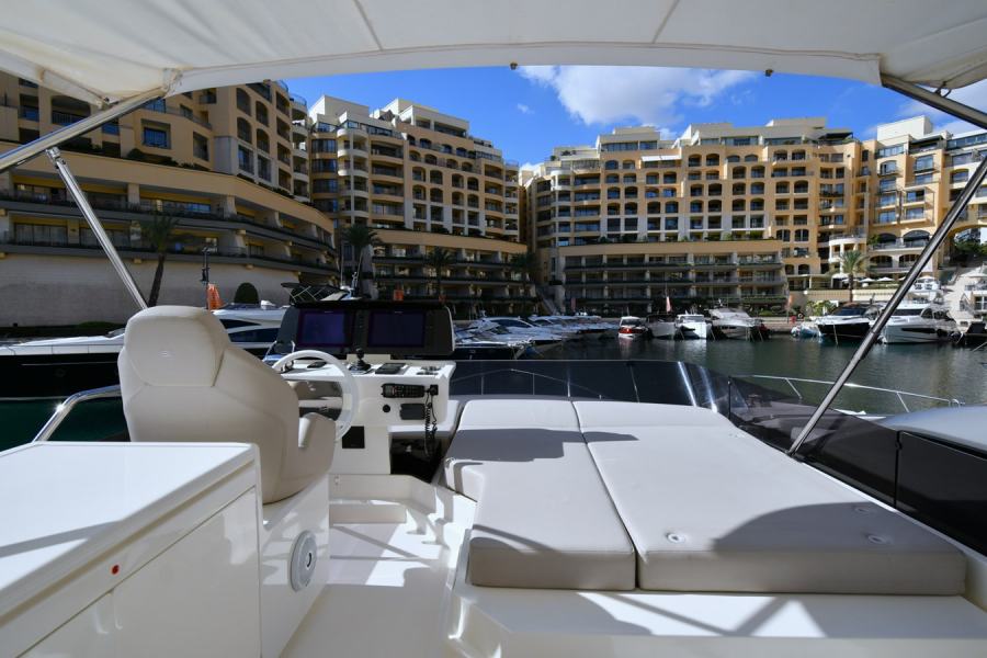 Ferretti 500 (15.23 m, 2021) à vendre en Malte (10)