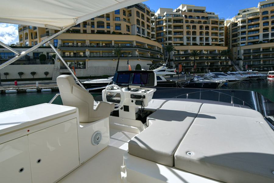Ferretti 500 (15.23 m, 2021) à vendre en Malte (11)