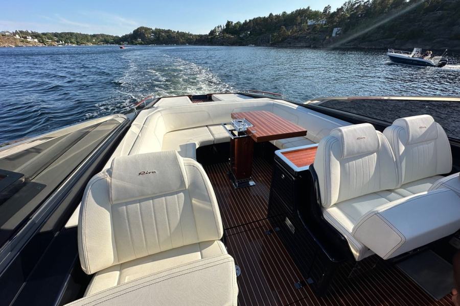 Riva Rivamare 38 (11.89 m, 2021) for Sale in Monaco (7)