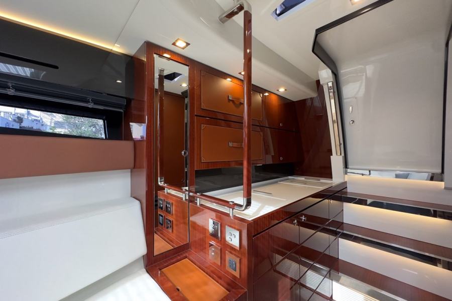 Riva Rivamare 38 (11.89 m, 2021) for Sale in Monaco (14)