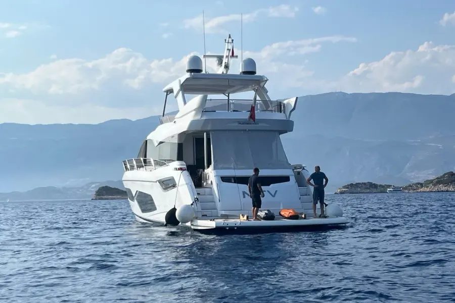 Sunseeker Manhattan 68 (21.2 m, 2020) in vendita in Turchia (1)