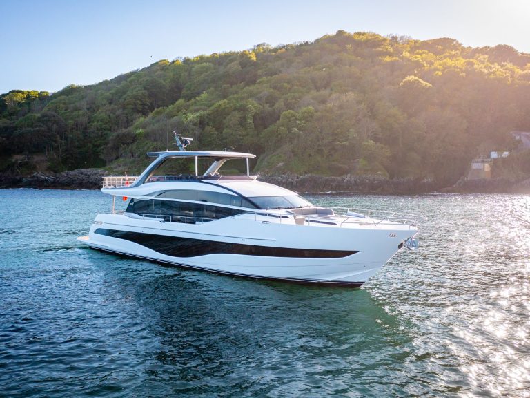 Princess Y85 (26.2 m, 2020) en venta en Francia