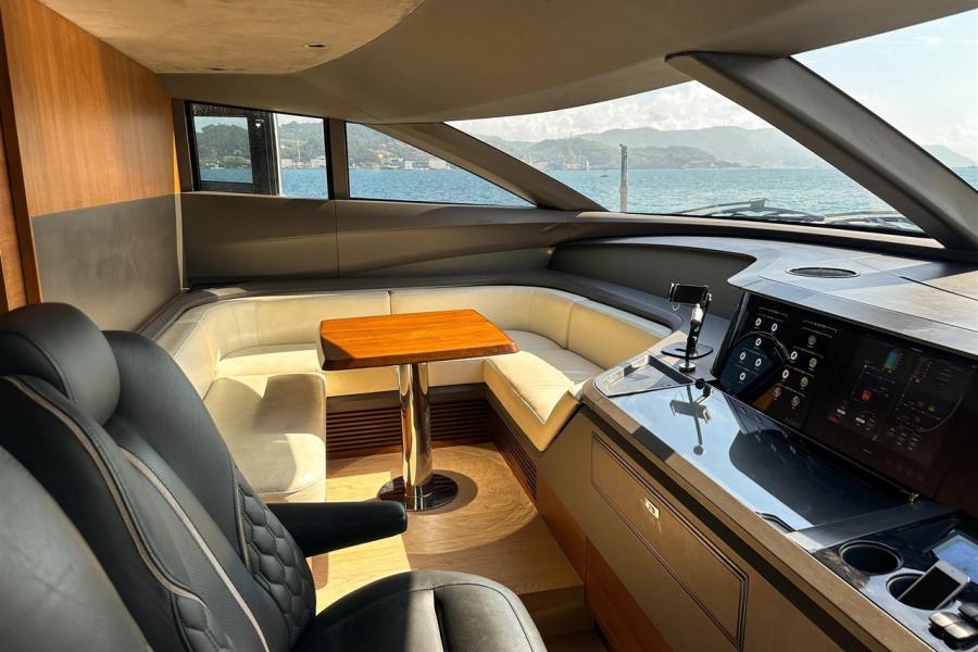 Princess Y85 (26.2 m, 2020) en venta en Francia (3)