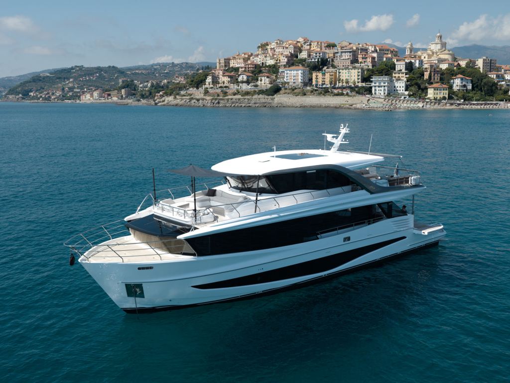 Princess X90 (27.11 m, Nuovo) in vendita (1)