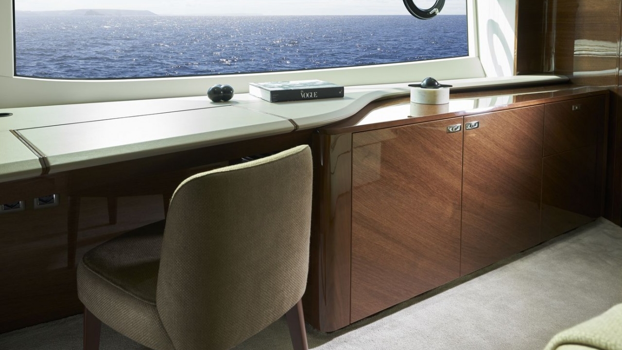 Princess X95 white 014