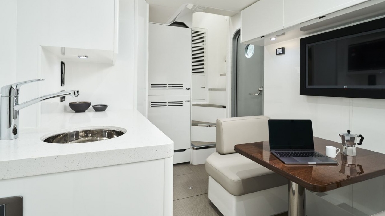 Princess X95 white 03