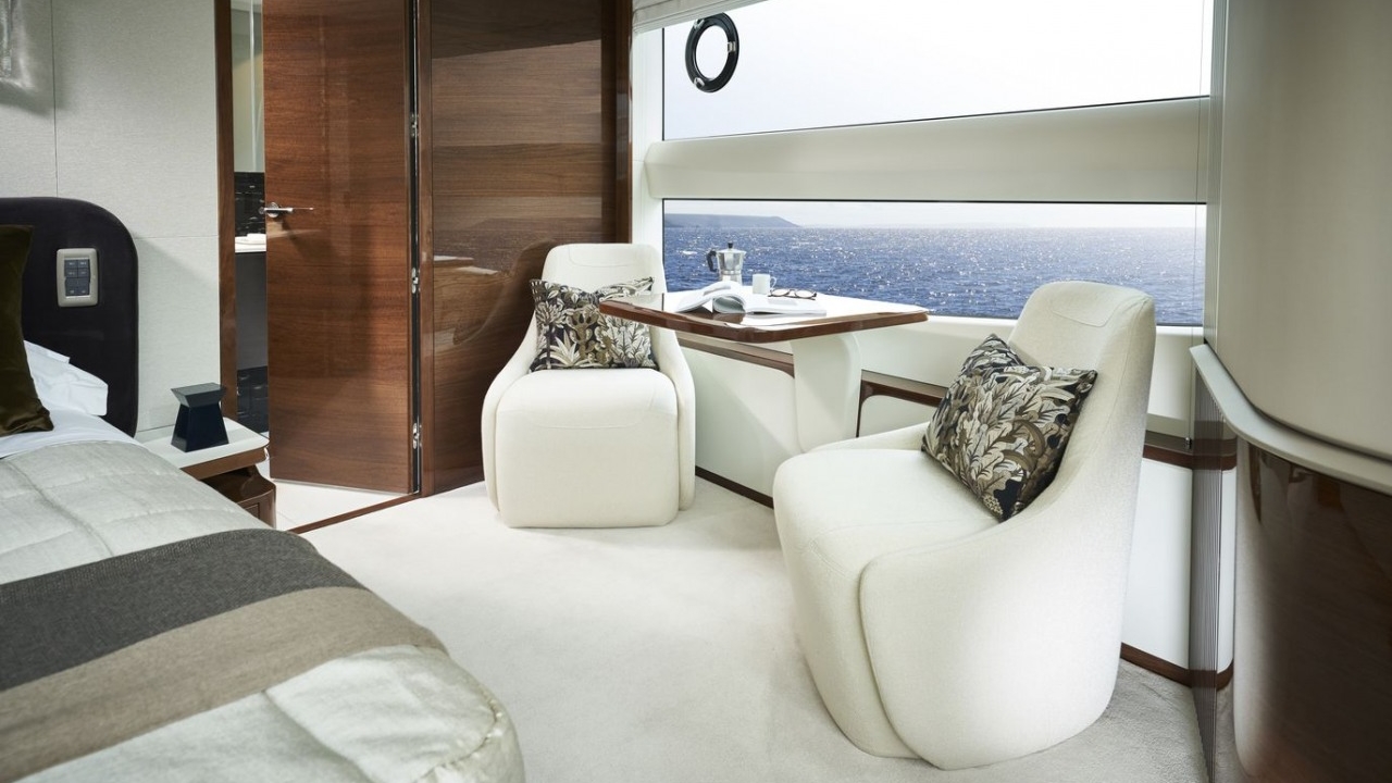 Princess X95 white 019