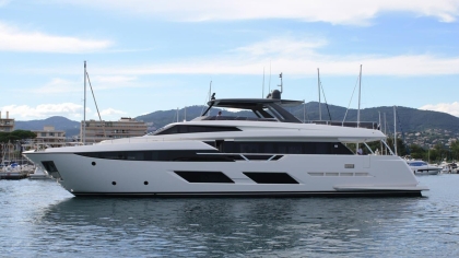 2018 Ferretti Yachts 920 | 28m 4