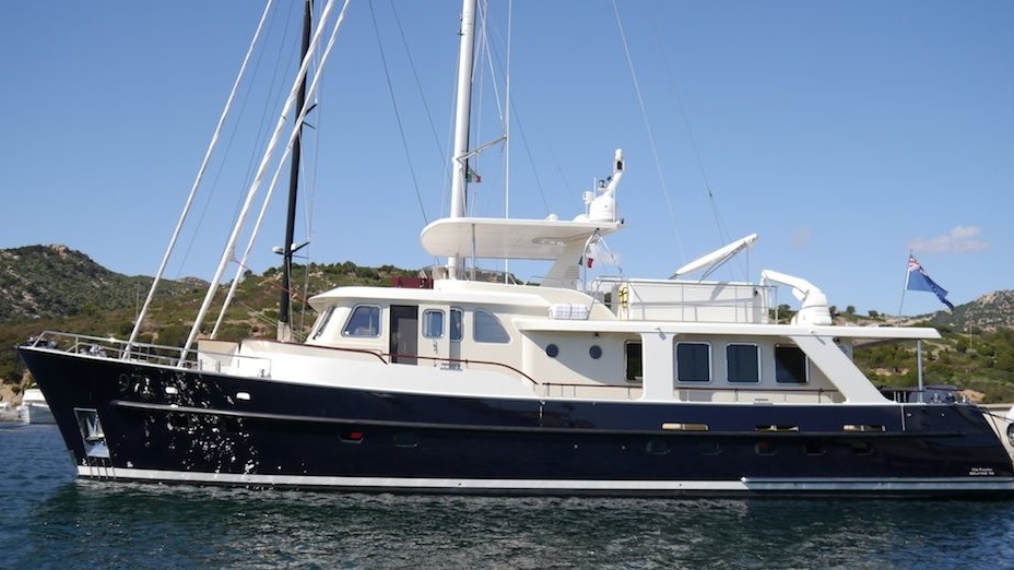 De Alm Delfino 72