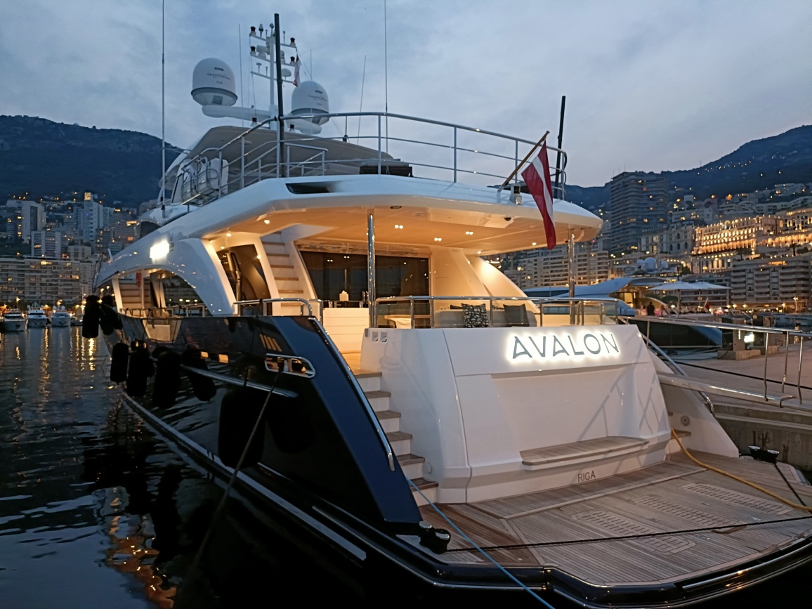 avalon yacht princess